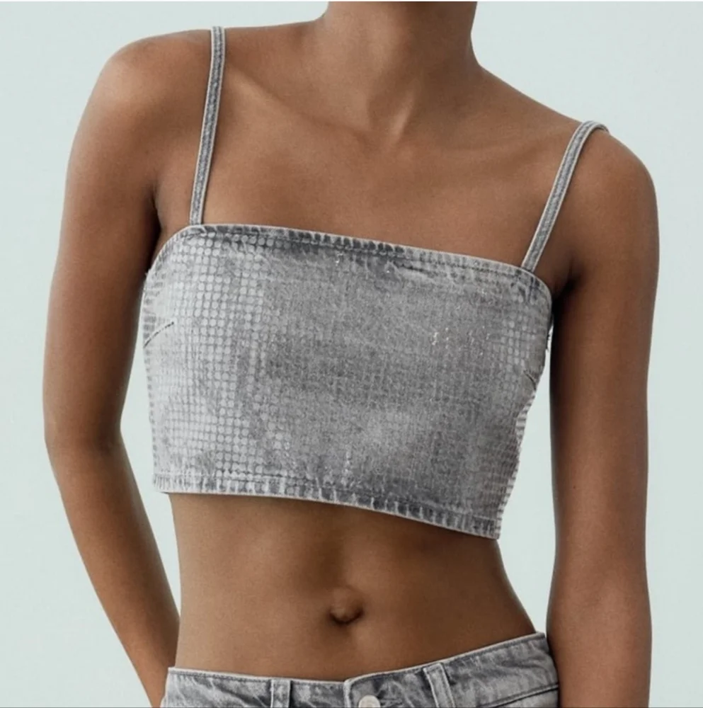 ZARA | Women's Grey TRF Sequined Fil Denim Crop Top NWOT - Picture 2 of 11